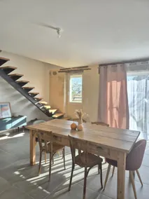 Renovated Villa Netflix Fiber, Air Conditioning Comfort & Nature - Image 5