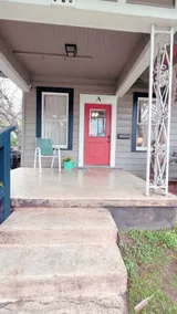 Historic Tobin Hill Bungalow Steps from The Pearl! - Image 5