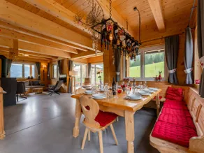 Deluxe Chalet on a Slope in Hohentauern with Sauna - Image 2