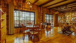Thitu Log House - Image 4