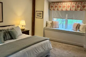 Cozy 1814 Farmhouse near wineries - Image 4