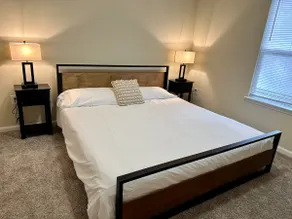 2BR 2BA-King Beds- Pool and Gym - Image 2