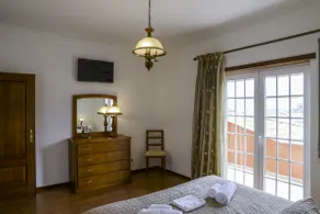 Oliveira Douro House - Image 3