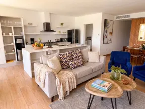 *Penthouse* Ocean View Dream *With Private Beach* - Image 4