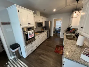 Lily Pad | 3 bd/1ba | Fenced backyard | Patio! - Image 2