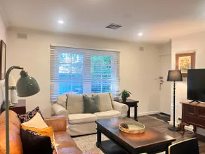 Lovely Quiet Flat @ Fullarton - Image 5