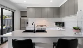 Luxe Living 3 D/B lock up plus plenty of parking - Image 3