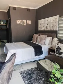 Cosy studio apartment - Image 2