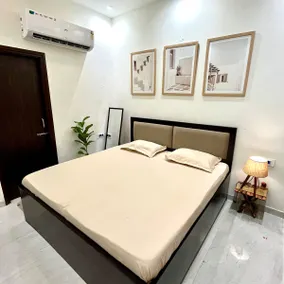 Aurum A Golden Haven 1bhk Near Airport - Image 5