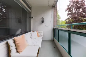 A cozy two-bedroom apartment near Helsinki Airport - Image 5