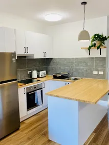 Modern Studio Apartment - Image 4