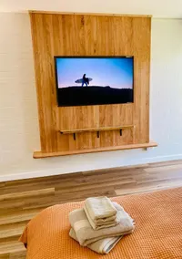 Modern Studio Apartment - Image 2