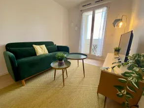 Charming T2 apartment 200 m from tram B - Image 2