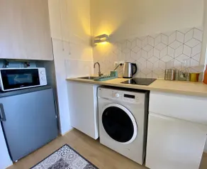Charming T2 apartment 200 m from tram B - Image 5