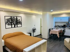 A beautiful apartment in the center - Image 2