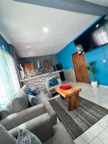 Quiet house - Image 3
