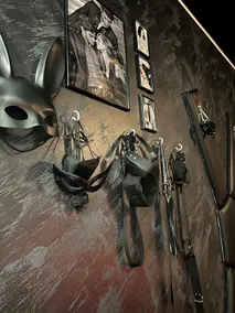 Adult only studio - Image 3