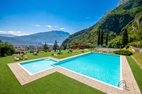 Casa Scott - Apartment with Pool & Tennis - Happy Rentals - Image 3