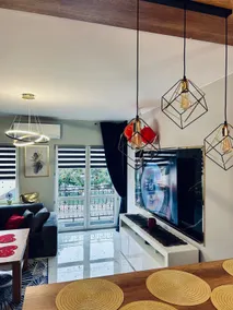 Golden Luxury Suite - Image 5