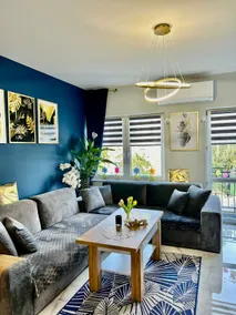 Golden Luxury Suite - Image 2