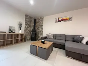 House with exceptional views - Image 2