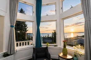 6B4B Luxury Home! Sleeps 20! Beautiful Views! - Image 5