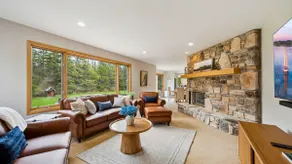 Charming Sister Bay Home | Backyard Oasis & HotTub - Image 3