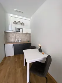 Apartment III - Image 4