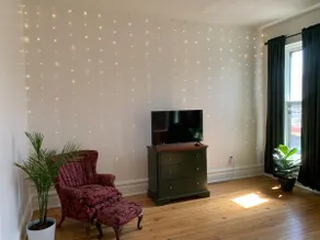 StoweAway Suites on the Avenue: Firefly Suite - Image 2
