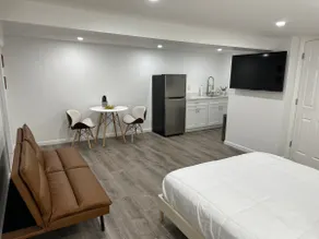 Modern private apt near New York City and MetLife - Image 5