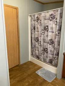 Mother in Law Guest Suite. - Image 5
