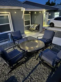 Modern South Bay Vacation Home~ Centrally Located - Image 2