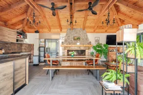 Private Oasis under the Oaks | Family Retreat - Image 3