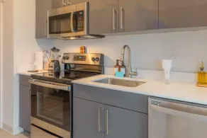 The Watkins : Elevated Cozy • W/D • Amenities - Image 3