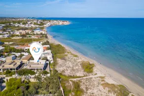 Villa Dei Fanti - Beachfront Villa with Garden - Happy Rentals - Image 2