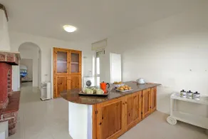 Villa Dei Fanti - Beachfront Villa with Garden - Happy Rentals - Image 5