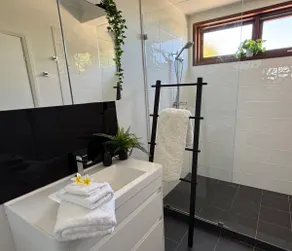 Boutique Coastal Retreat for Couples or Singles - Image 3