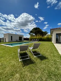 Villa - Image 2