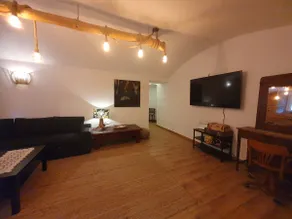 Spacious downtown apartment - Image 4
