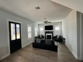 Hill Country Hideaway - Image 3