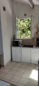 Comfortable studio: Quiet house Toulon Est - Image 4