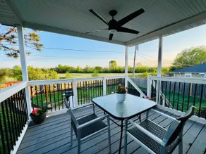 Sleek & Cozy Home ~ Olathe - Image 4