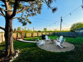 Sleek & Cozy Home ~ Olathe - Image 5