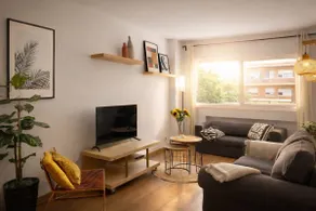 Comfortable apartment, 3 bedrooms with AC Camp Nou - Image 3