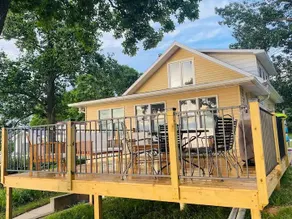 McCarthy Lake Cottage - Image 4