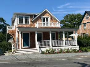 New Home Walk to Town & Beaches - Image 3