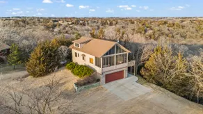 Secluded Ridgeway Hideout | Cozy, Porch, Fireplace - Image 2