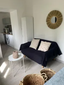 Cozy studio on the ground floor - Renovated & Fully equipped - Image 2