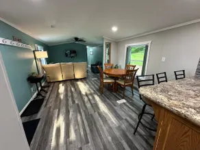 Little Lake Lodge - Image 2