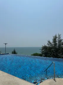 Beachfront Escape, next to ocean - Image 2
